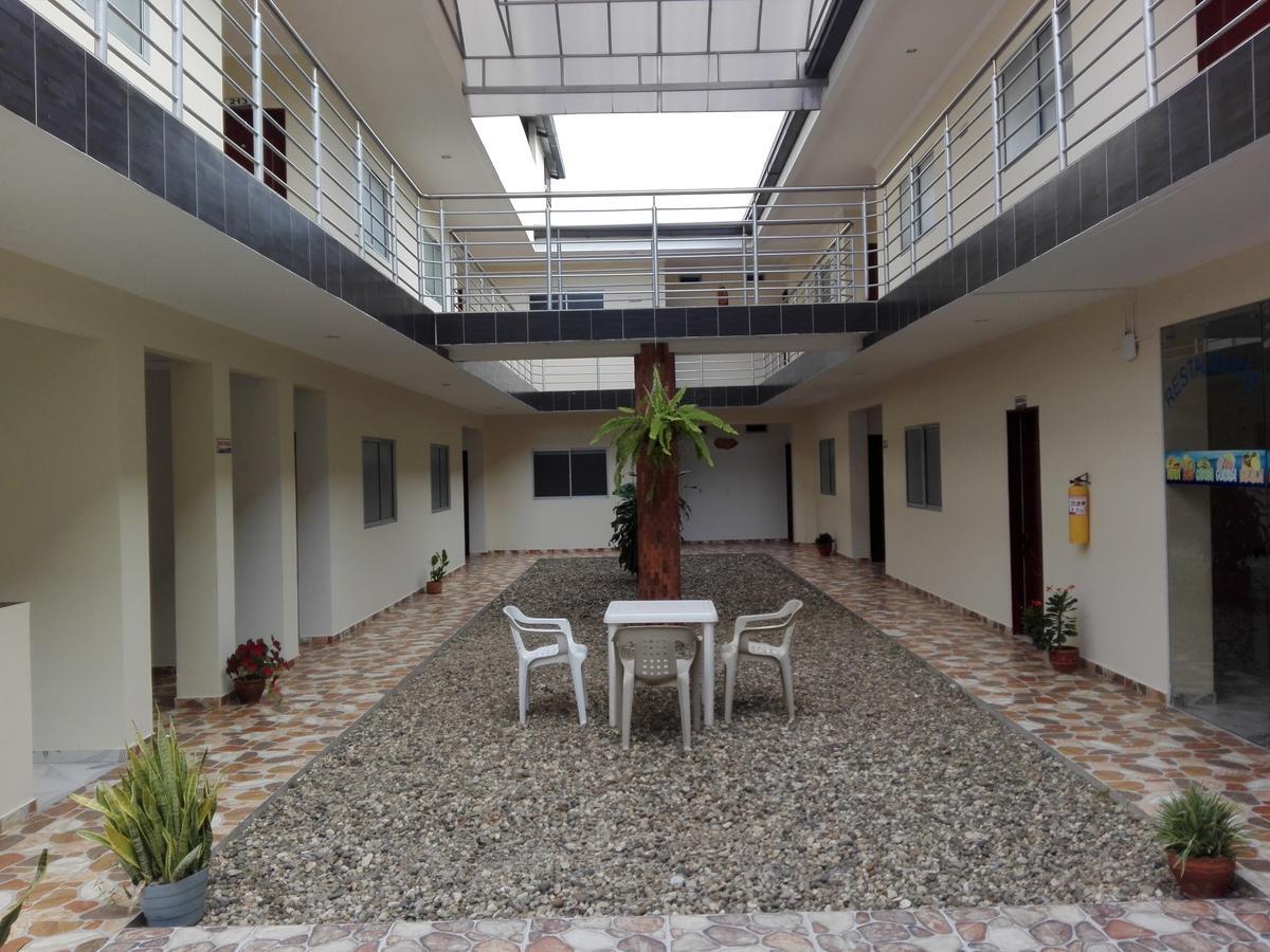 Hotel Prado Country Агуачика Екстериор снимка