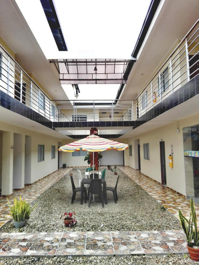 Hotel Prado Country Агуачика Екстериор снимка